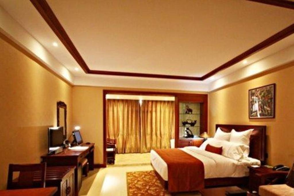 Ramada Plaza Xishuangbanna Hotel Exterior foto