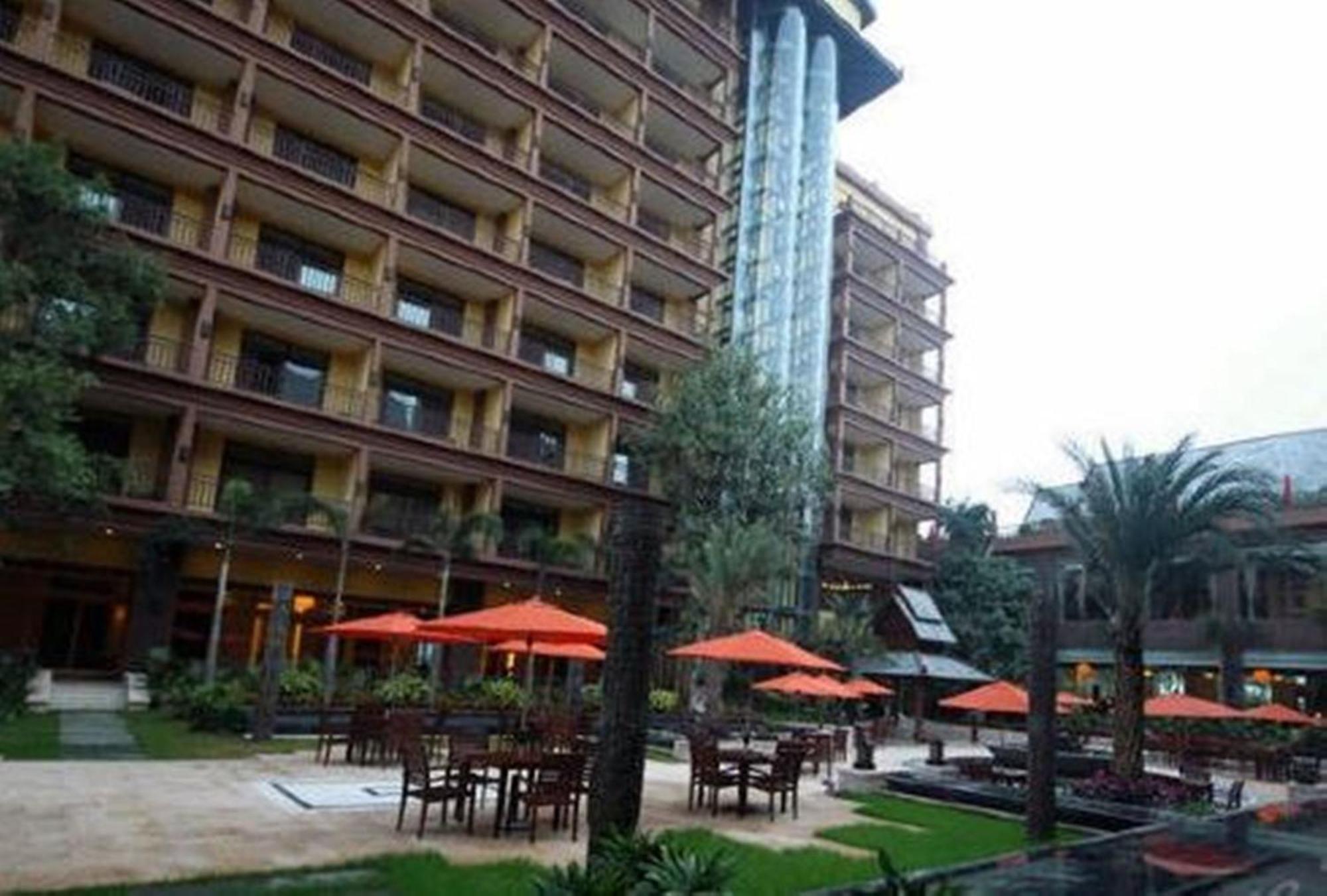 Ramada Plaza Xishuangbanna Hotel Exterior foto